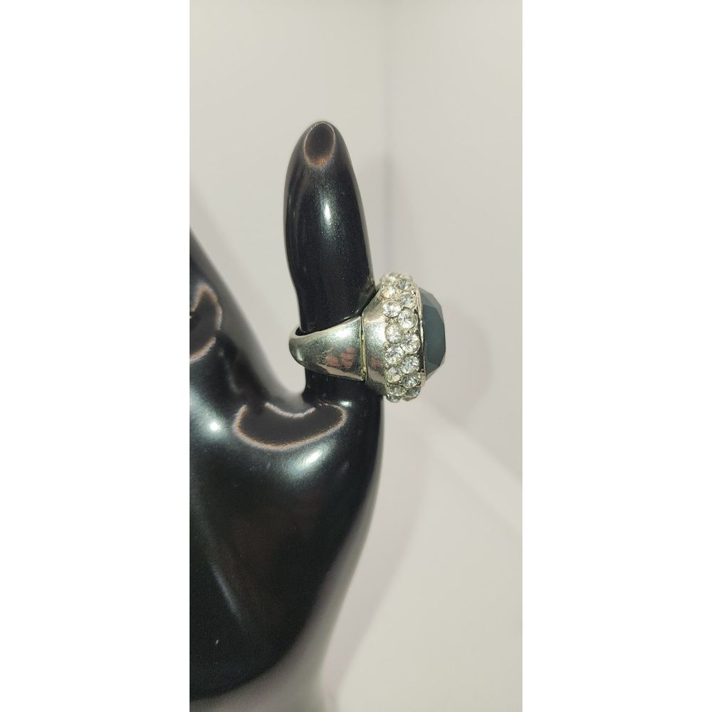 Various Rings Costume Jewelry, Statement Rings, Gold Tone Rings, Gemstone Rings - Picture 4 of 7